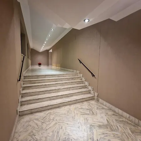 Guest house Sami Due - Teatro A 400 Mt - Ortigia A 1500 Mt - *