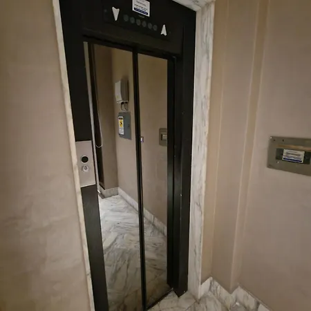 Guest house Sami Due - Teatro A 400 Mt - Ortigia A 1500 Mt - Syracuse