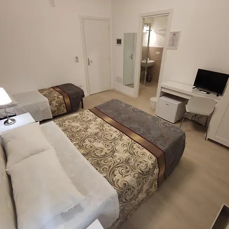 Guest house Sami Due - Teatro A 400 Mt - Ortigia A 1500 Mt - Syracuse